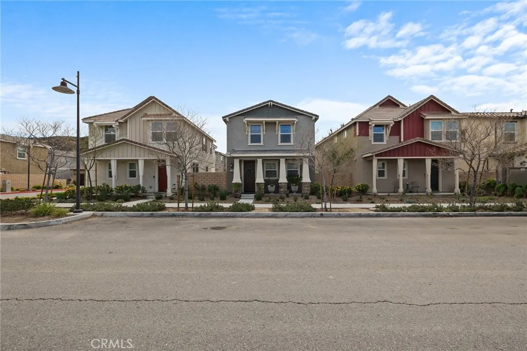 17038 Mitchell Drive, Canyon Country, California 91387 home-pic-25